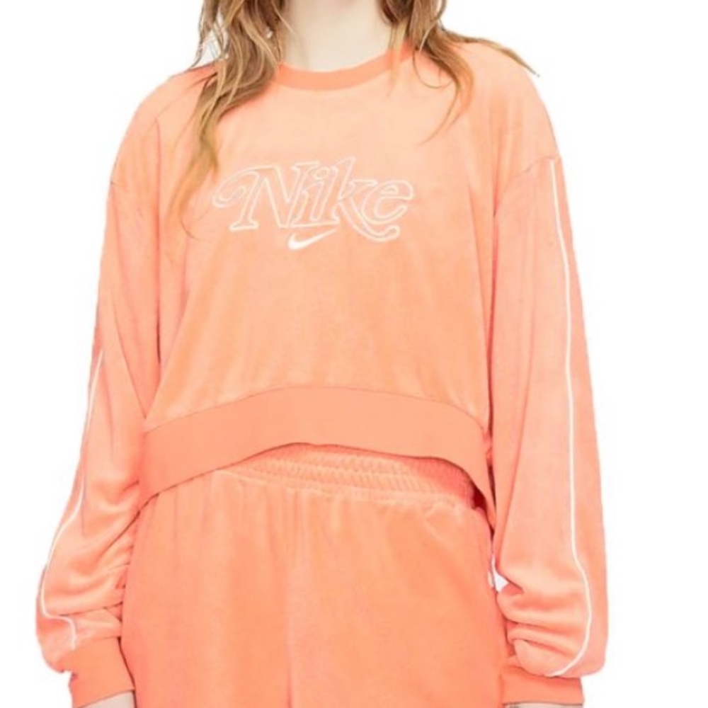 Nike cropped sweatshirt